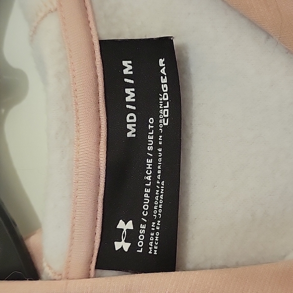 NWOT Under Armour cold gear hoodie Size Medium - Picture 3 of 4